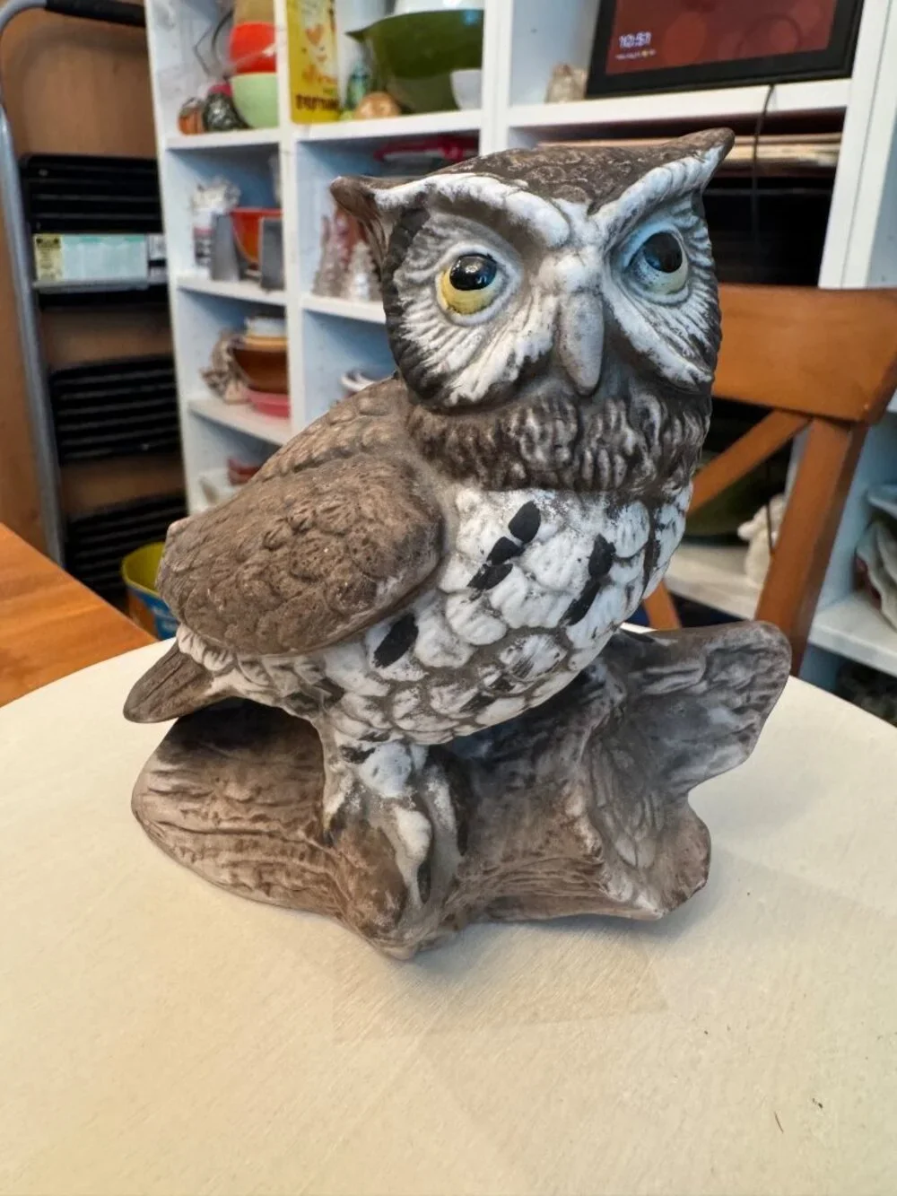 vintage HOMCO porcelain barn owl figurine  specifically model number 1114
